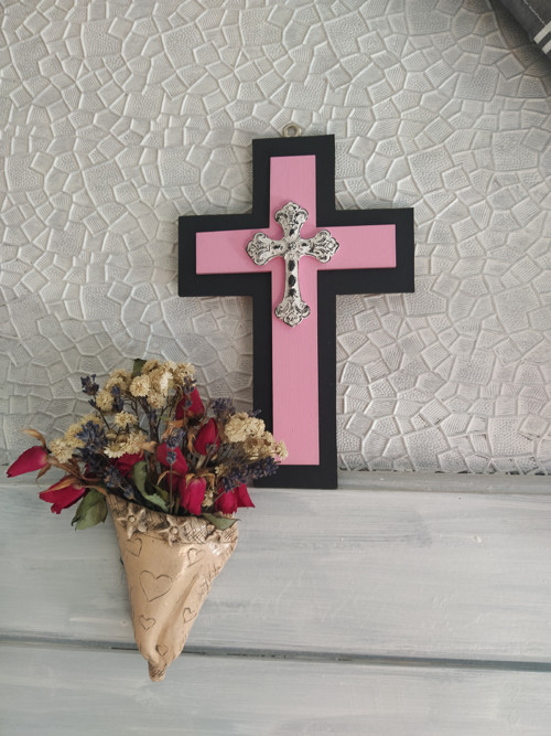 Růžový kříž 2 — foto 1