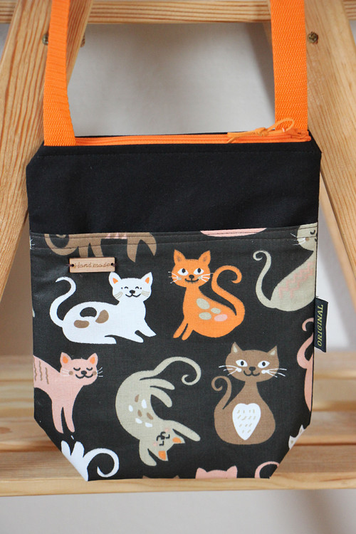 Crosssbody Orange kočky
