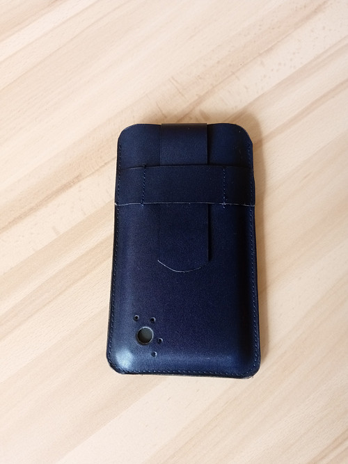 Obal na mobil- kůže tmavě modrá — foto 1