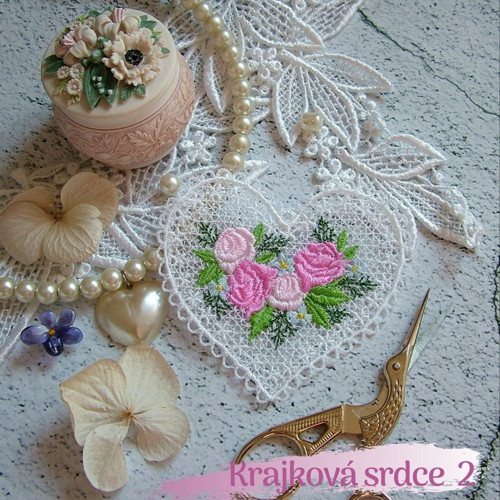 Vyšívací vzory - Krajková srdce 2 — foto 1