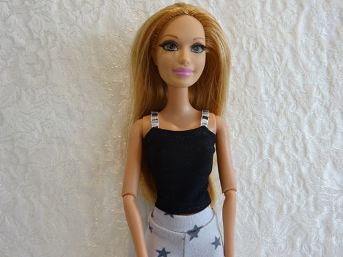 Obleček pro Barbie — foto 1