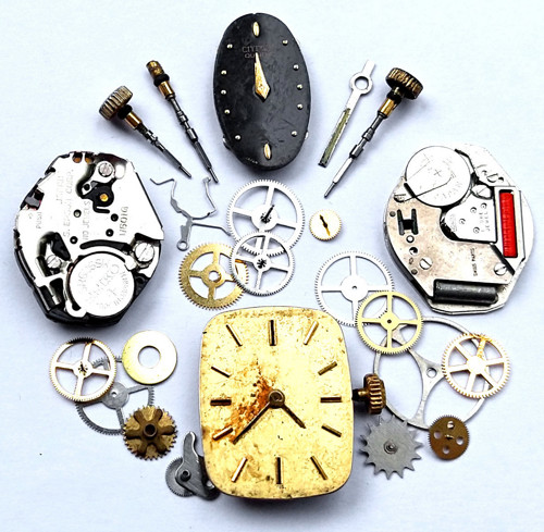 Sada komponentů pro výrobu steampunk šperků