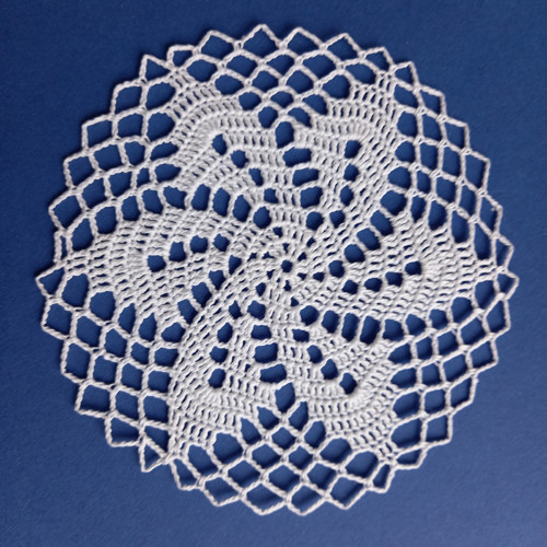 Pavučinka, dečka 38/ 13 cm - bílá
