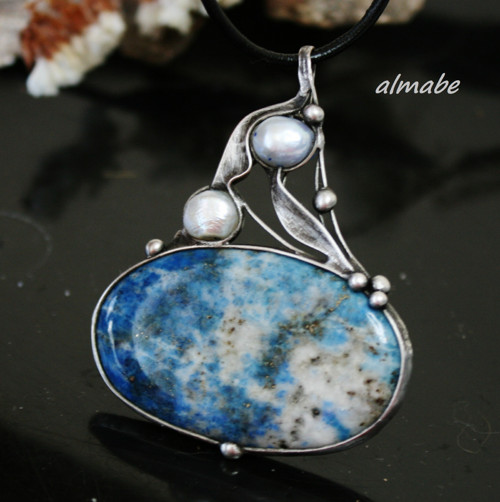 Nebe plné hvězd (lapis lazuli TOP kvality) — foto 1