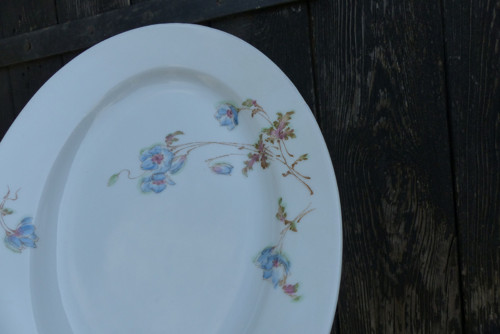 Květy modré...starožitný porcelánový tác