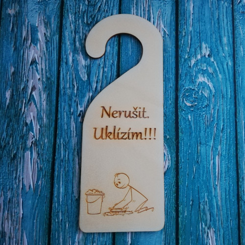 Visačka na dveře - Nerušit - uklízím