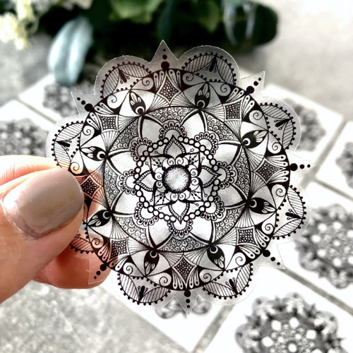 Samolepka mandala Sám sebou, transparentní, M