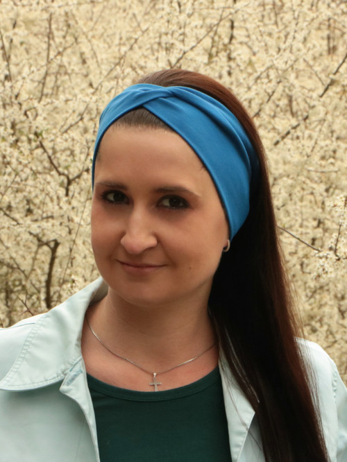 Prekrížená úpletová čelenka modrá