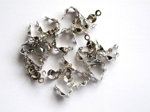 Kalota s očkem platina 8x4mm- 30ks