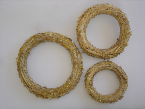 Slaměný kruh - průměr 15 cm — foto 1