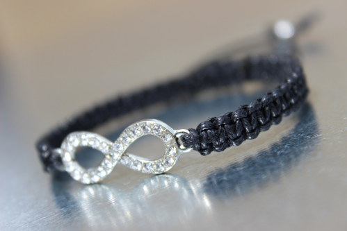 Infinity / Nekonečno.. Náramek macramé — foto 1