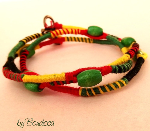 Rasta IV! indiánský náramek — foto 1