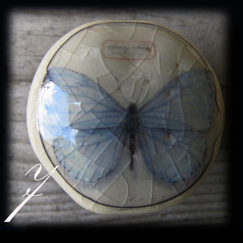 Keramická úchytka č. 7 ze série Butterflies