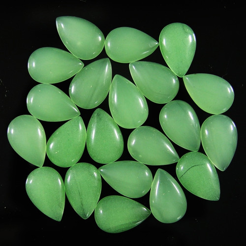 Skleněné kabošony, cca.15x10x3,5 mm, 1. kus