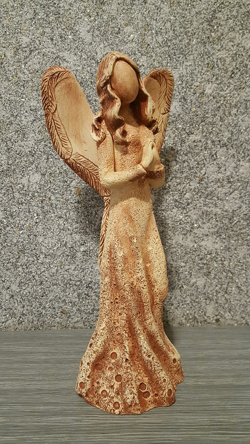 Anděl světle hnědý