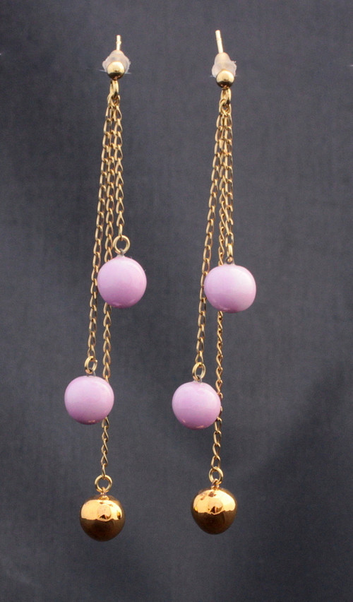 Earring I.