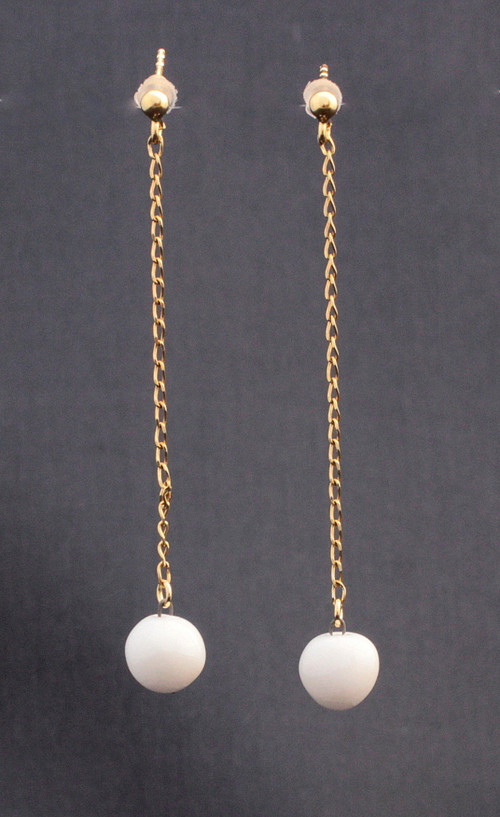 Earring I.