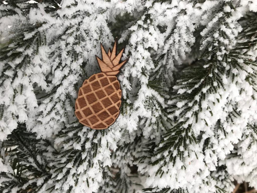 Brož ananas