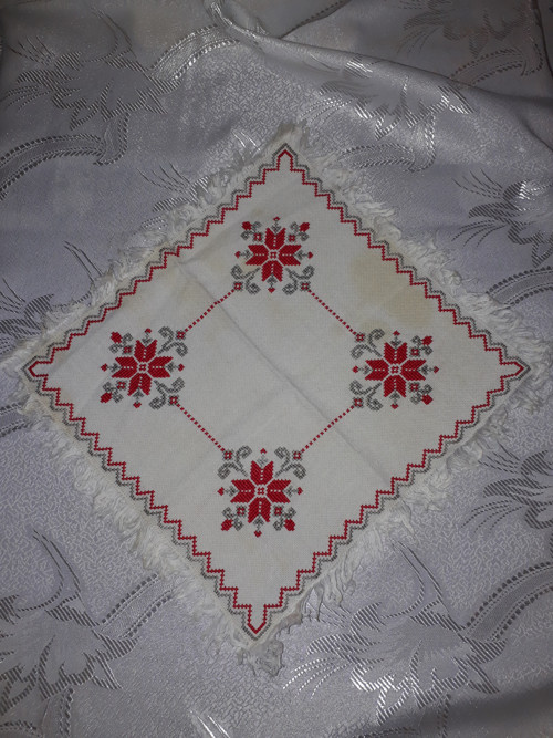 Retro vyšívaná dečka...