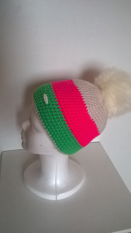 Kulich s bílou bambulí