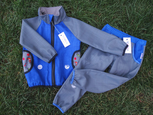 Softshell komplet MODRÝ skřítci v.92/98 ihned !