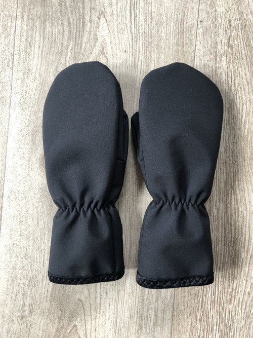 Softshellové rukavice černé