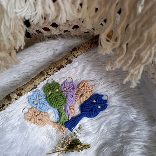 Sovička / klíčenka / macrame