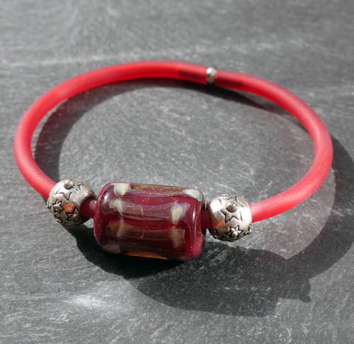 Náramek červený BB0098