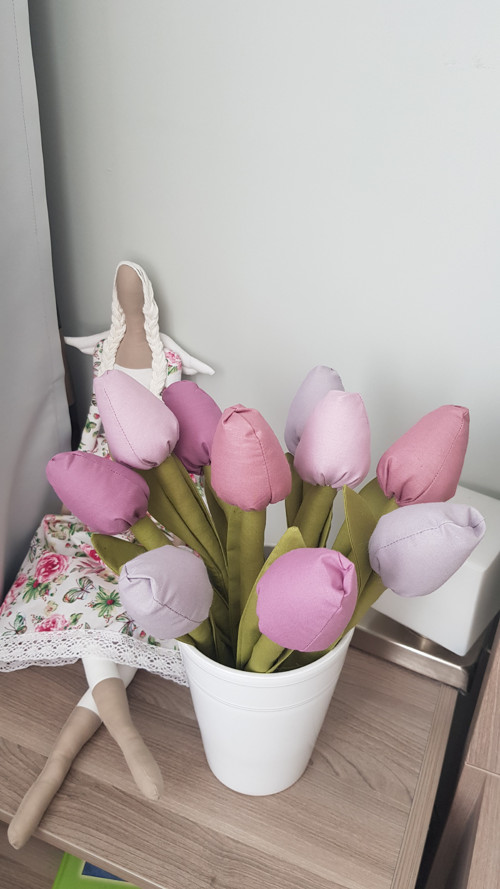 Kytice šitých tulipánů -10 ks