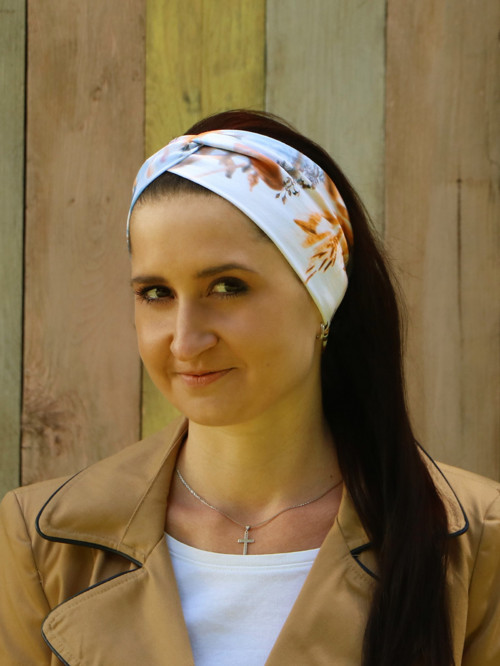 Prekrížená úpletová čelenka lilium