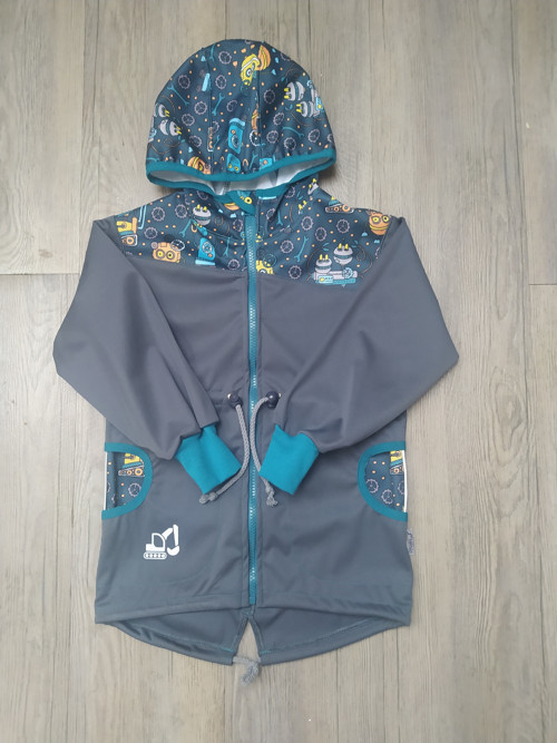 Super tenká soft. parka s roboty :)