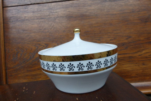 Černozlatě...porcelánová dóza, cukřenka