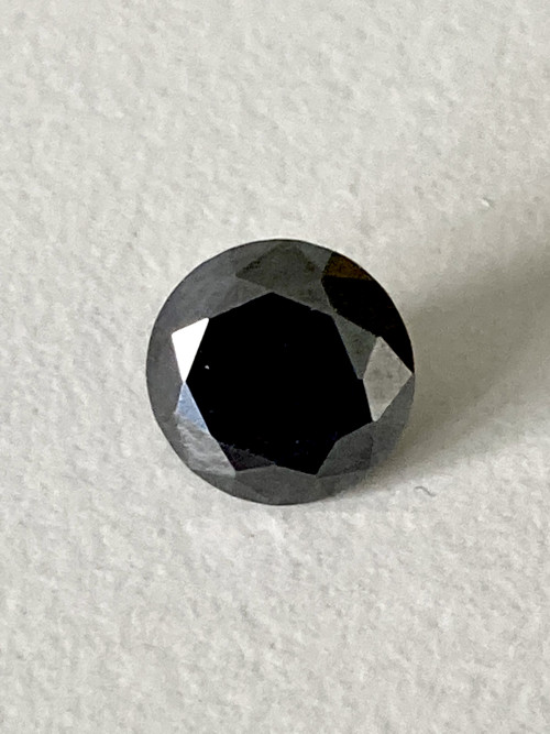 MOISSANT - šperkový lab. Korund - 1,90 Ct — foto 1