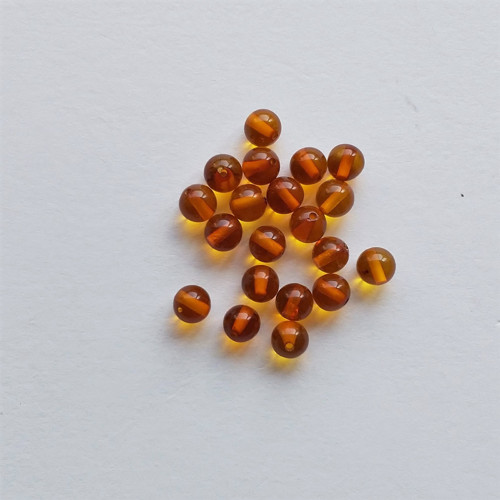 Jantar 13 korálky 4 mm, 1 kus