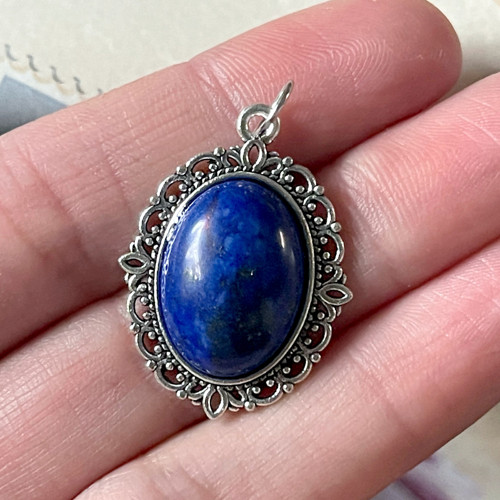 SLEVA 50% Vintage přívešek s lapisem lazuli