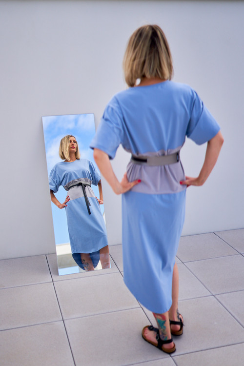 X196 šaty — foto 1