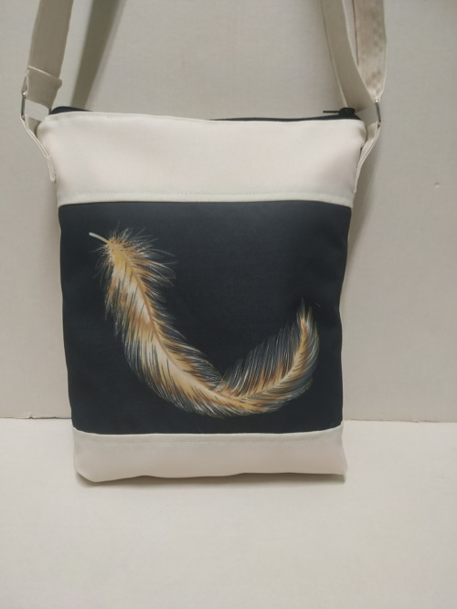 Crossbody taška — foto 1