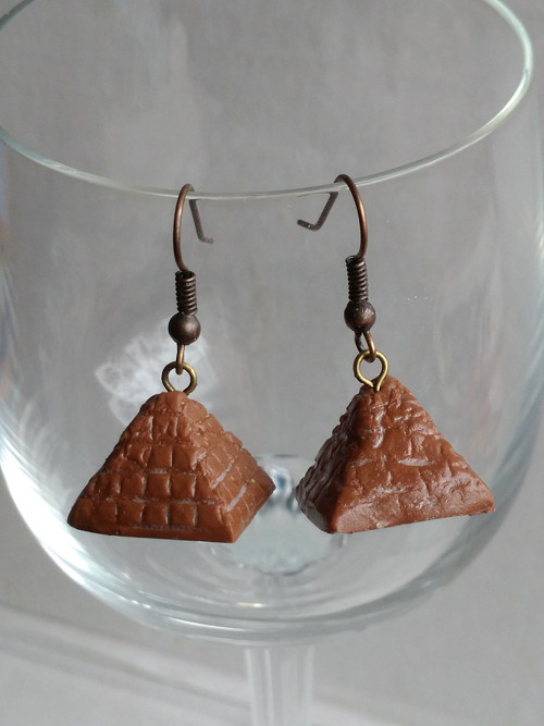 Náušnice pyramidky