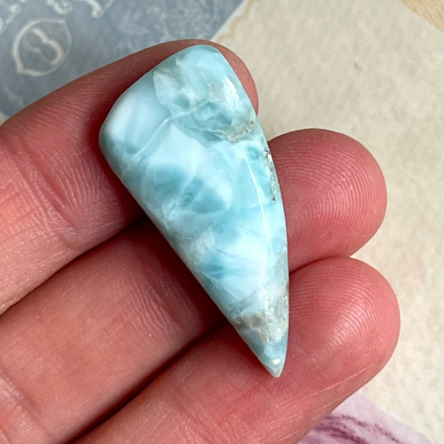 Larimar kabošon A-3103 (č.8)