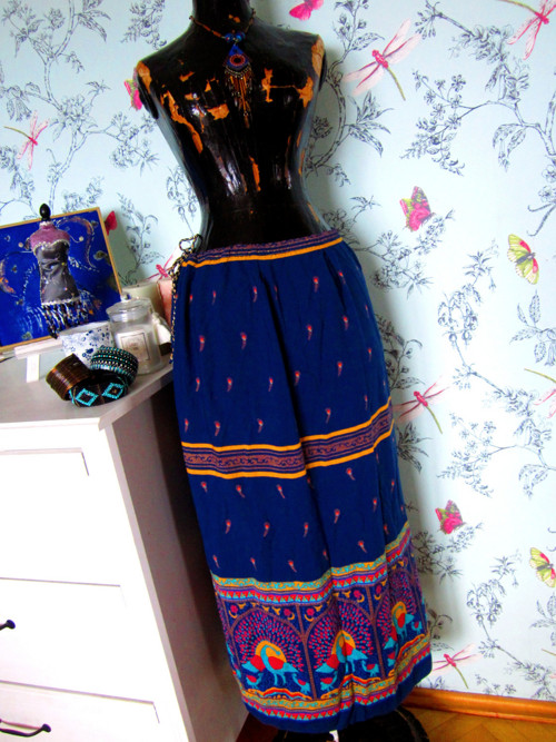 Boho vintage sukně s pávy — foto 1