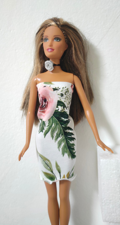Letní šatičky pro Barbie — foto 1
