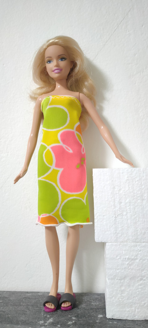 Letní šatičky pro Barbie — foto 1