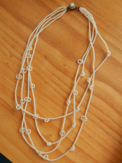 Čtyřřadý náhrdelník