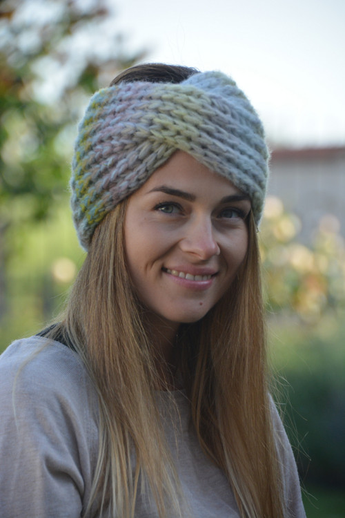 Čelenka barevná