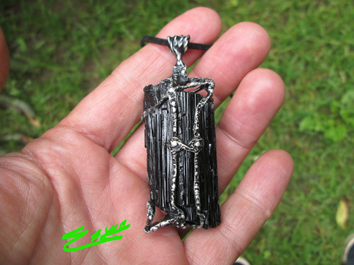 Talisman ,, Černý ochránce " — foto 1