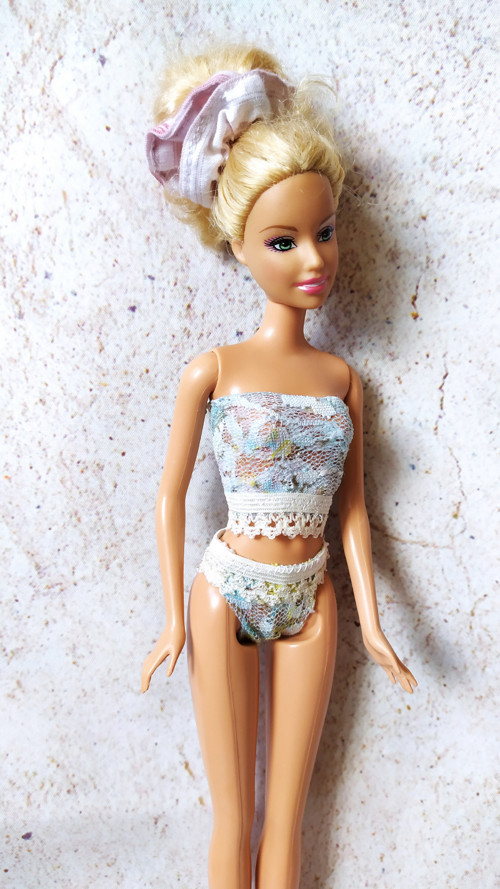 Luxusné spodné prádlo pre Barbie