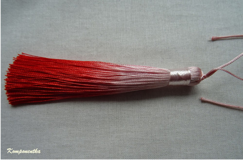 Krásný střapec 10cm 1kus — foto 1