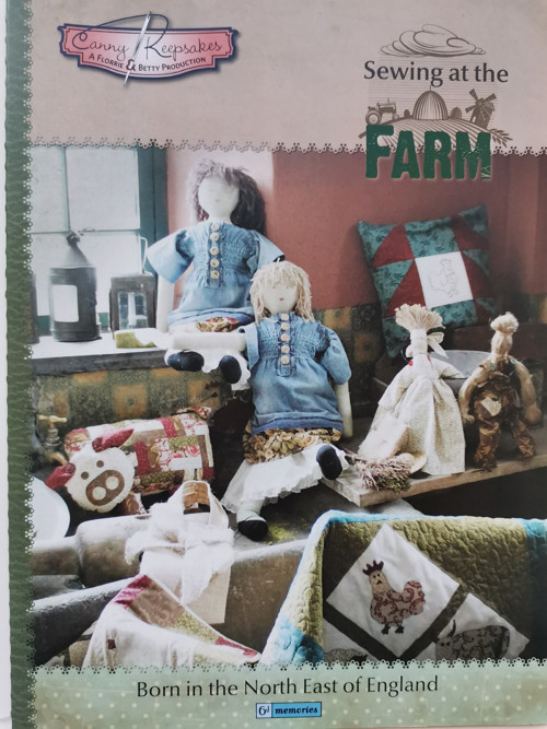 Kniha Sewing at the Farm v angličtině