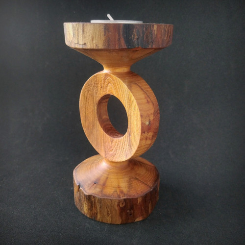 TOTEM ii dřevěný svícen na čajovou svíčku