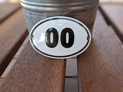 "OO"
